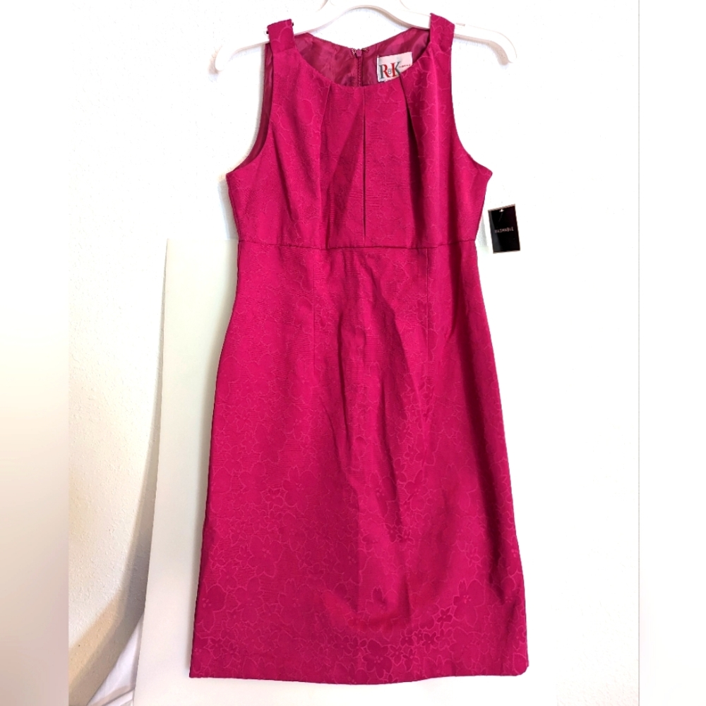 Woman's Sleeveless Dress Size 6